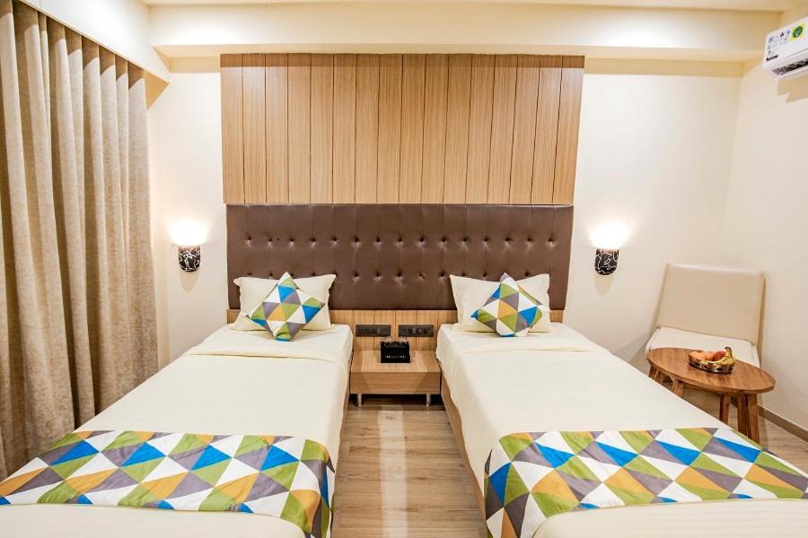 Hotel Nexus Rajkot Exterior foto