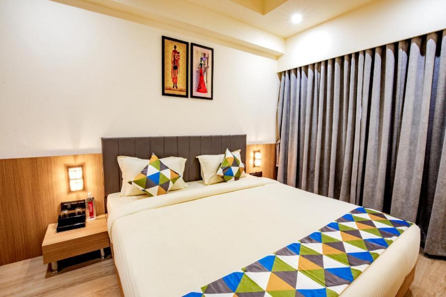 Hotel Nexus Rajkot Exterior foto